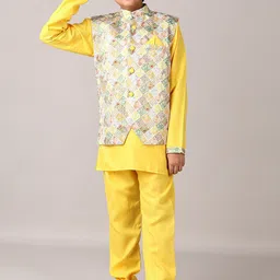 V-Mart Boys Regular Pure Cotton Kurta with Pyjamas-36