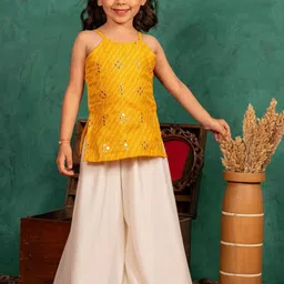 Jilmil Girls Ethnic Motifs Printed Regular Kurta with Palazzos-picture-15