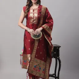 VredeVogel Women Woven Design Kurta with Trousers & Dupatta-23
