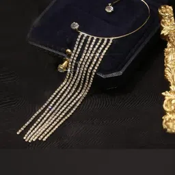 Vembley Korean Contemporary Ear Cuff Earrings-picture-26
