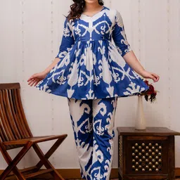 CELEBRAVO Abstract Printed Pure Cotton A-Line Maternity Kurta with Trouser-3