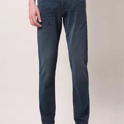U.S. Polo Assn. Denim Co. super stretch Men Slim Fit Mid-Rise Light Fade Stretchable Jeans-image-31