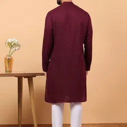 TREEMODA Men Ethnic Motifs Regular Sequinned Kurta with Pyjamas image 4