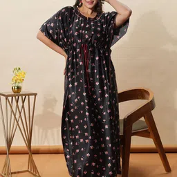 9shines Label Printed Maxi Nightdress-image-93