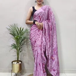 KAYOMMI Abstract Printed Pure Georgette Ready to Wear Saree-image-10