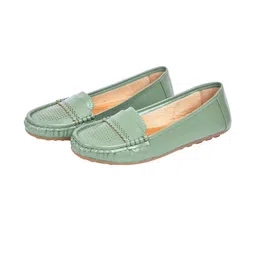saanvishubh Women Solid Green Slip-On Loafers-picture-0
