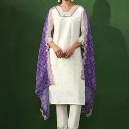 Jaipur Kurti Floral Embroidered Straight Chanderi Silk Kurta & Trousers Sets-picture-50