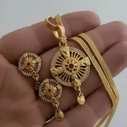V.K.PAYAL.JEWELLERY Gold Plated Artificial Stones Studded Jewellery set-picture-1