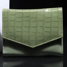 TnW Women Checked Quilted Three Fold Wallet-23