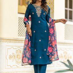 Navlik Women Woven Design Embroidered Kurta with Trousers & Dupatta-image-41