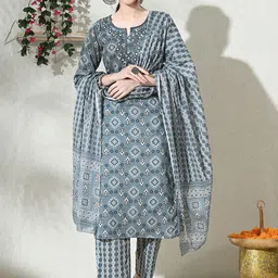 DORIYA Women Geometric Printed Straight Kurta with Trousers & Dupatta-picture-40
