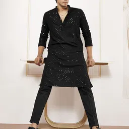 VASTRAMAY Men Embroidered Regular Sequinned Kurta with Trousers-46