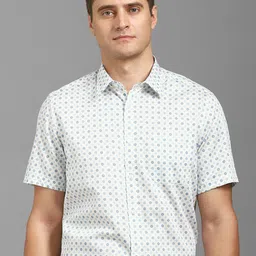 Louis Philippe Men Regular Fit Spread Collar Micro Ditsy Printed Cotton Formal Shirt-picture-43