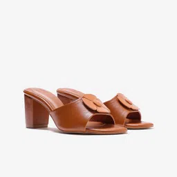 Pair ie Tales Women Leather Block Pumps-picture-38
