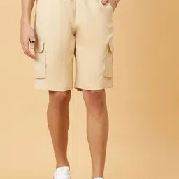Stylecast X Kotty Men Low-Rise Cargo Shorts-picture-18