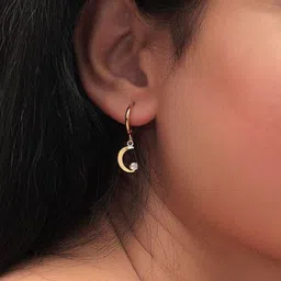 Tipsy closet Crescent Shaped Hoop Earrings-13