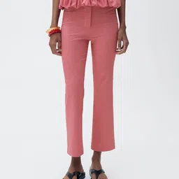 MANGO Women Checked Regular Fit Cropped Trousers-image-19