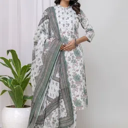 Jaipur Love Women Floral Printed Regular Mirror Work Pure Cotton Kurta with Trousers & With Dupatta-picture-41