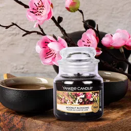 YANKEE CANDLE Purple Moonlit Blossoms Original Scented Candle Jar-image-78