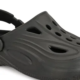 AfroJack Men Clogs image 3