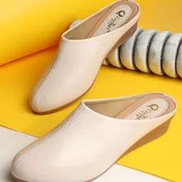 Ladies Hub Women Mules-43