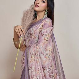 DIVASTRI Floral Zari Tissue Saree-image-38