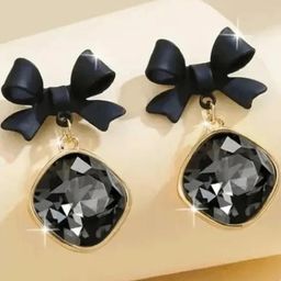 LVISHI Bow Detail With Cubic Zirconia Studs Earrings-image-30