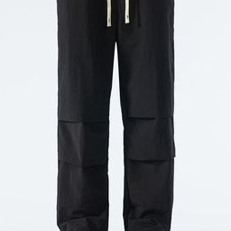 StyleCast x Revolte Men Regular Fit Trousers-picture-19