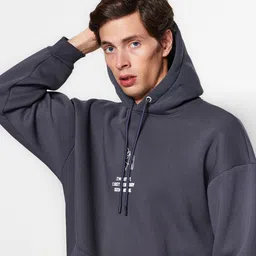Trendyol Men Typography Printed Sweatshirt-picture-18