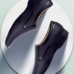 Aaeshu Men Black Solid Slip On Formal Shoes-picture-16