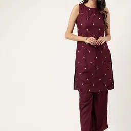 aayusika Women Floral Embroidered Regular Thread Work Kurti with Trousers-picture-12