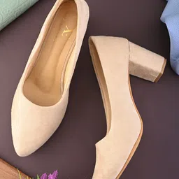 XE Looks Block Heel Pumps-47