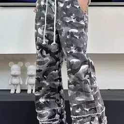 StyleCast Men Abstract Printed Trouser-image-27