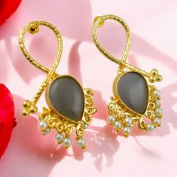 TISHUL JEWELS Gold-Plated Artificial Stone Studded And Pearls Beaded Drop Earrings-32