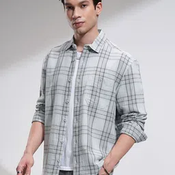 HIGHLANDER Men Spread Collar Checked Cotton Casual Shirt-image-96