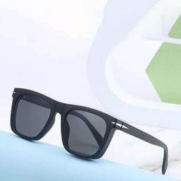 LEGEND EYEWEAR Unisex Full Rim Black UV Protected Lens Square Sunglasses-image-97