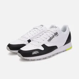 Reebok Men Classics Colourblocked Round Toe Sneakers-image-88