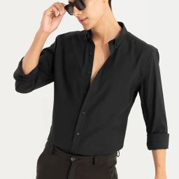Men Slim Fit Solid Spread Collar Casual Shirt-image-60