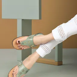denill Women Flats Sandal-picture-28