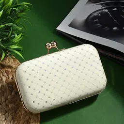 Toobacraft Embellished Box Clutch-12