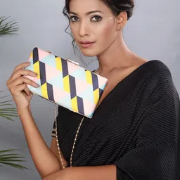 Jazz and Sizzle Geometric Printed Box Clutch-47