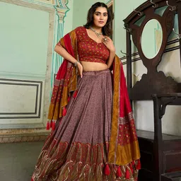 LOOKNBOOK ART Printed Foil Printed Semi-Stitched Lehenga & Unstitched Blouse With Dupatta-23