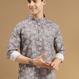 Sanwara Floral Printed Mandarin Collar Strigth Kurta-image-31