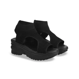 Shoetopia Block Mules-32
