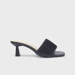 Sole To Soul Textured Open Toe Block Heels image 3