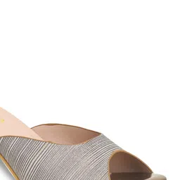 VALIOSAA Copper-Toned Textured Block Heels image 5