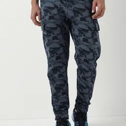 Wildcraft Men Mid-Rise Camouflage Printed Anti Odour Cotton Track Pant-image-16