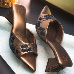 NR By Nidhi Rathi Printed Block Heels With Embellished-43