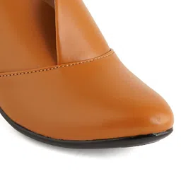 ELLE Pointed Toe Block Pumps image 3