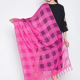 Clora Creation Magenta Checked Pure Cotton Dupatta image 3